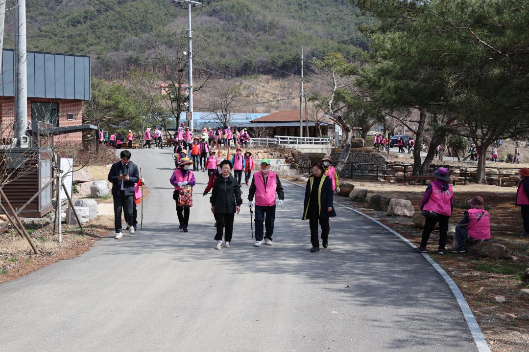 '모동면민 건강걷기대회' 게시글의 사진(20)