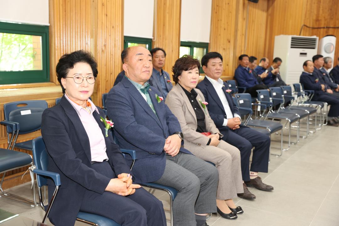 '한국농촌지도자상주시연합회 회장단 이취임식' 게시글의 사진(3)