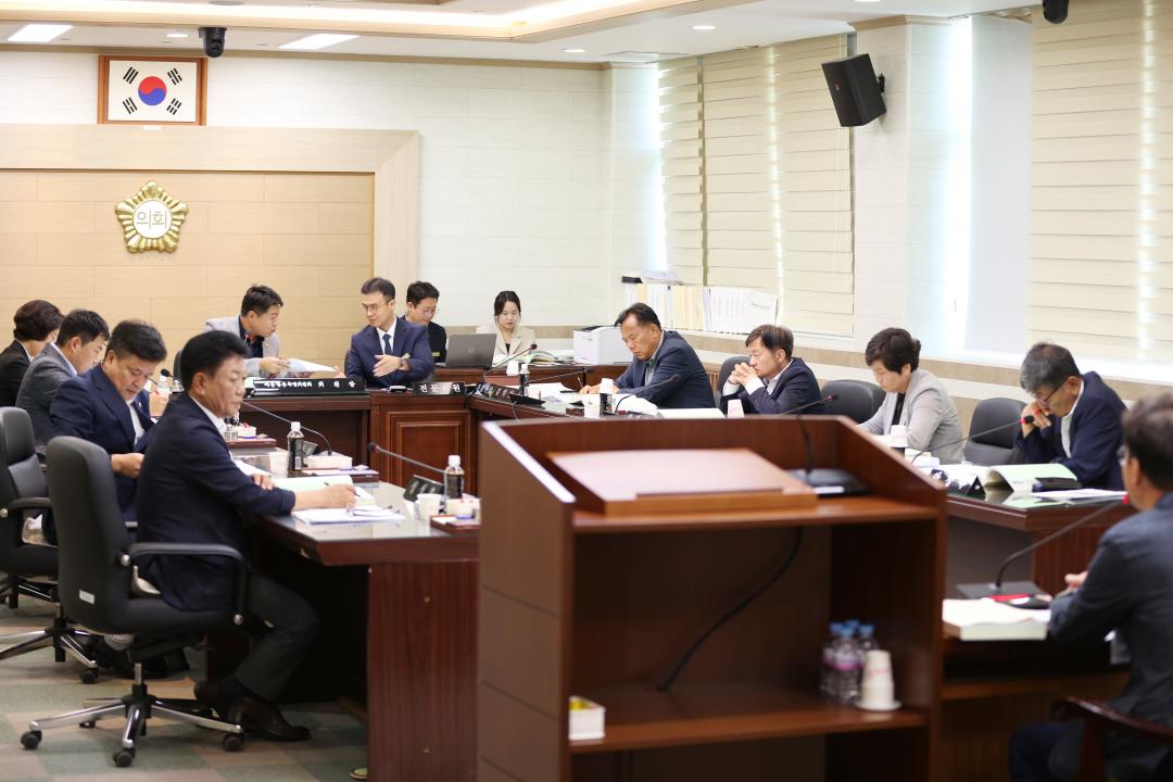'제228회 임시회 예산결산특별위원회' 게시글의 사진(20)