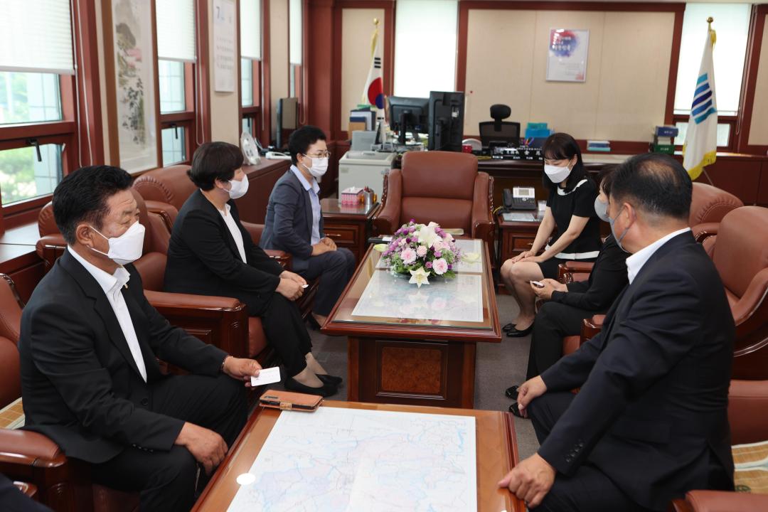 '상주시의회 의장단 관내 기관 방문' 게시글의 사진(6)
