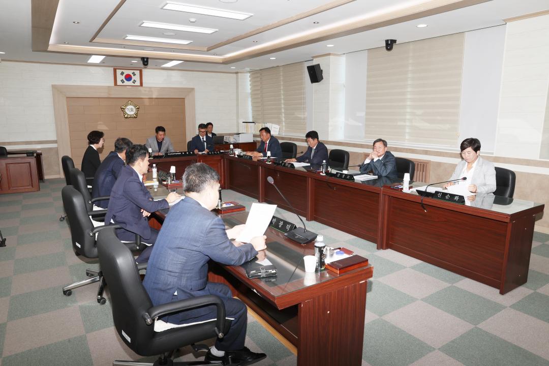 '제228회 임시회 예산결산특별위원회' 게시글의 사진(6)